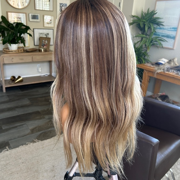 Custom Color Lacetop Wig - Picture 4 of 13